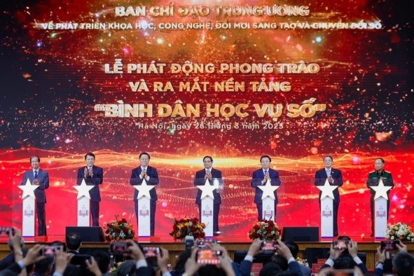 Thủ tướng phát động phong trào “Bình dân học vụ số” toàn dân