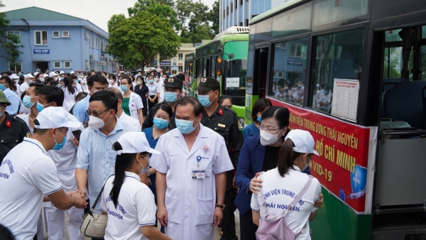 Bệnh viện Trung ương Thái Nguyên: Kiên cường, đoàn kết, hoàn thành xuất sắc nhiệm vụ kép