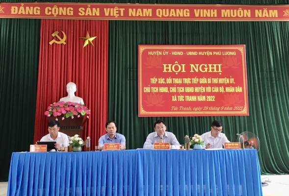 Thường trực Huyện ủy Phú Lương tiếp xúc, đối thoại trực tiếp với cán bộ, Nhân dân xã Tức Tranh