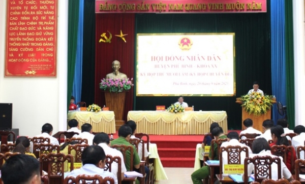 Kỳ họp thứ 15, HĐND huyện Phú Bình khóa XX: Thông qua nhiều nội dung quan trọng