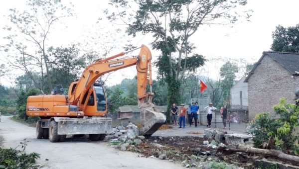Sôi nổi phong trào “hiến đất làm đường” xây dựng nông thôn mới tại huyện Phú Lương