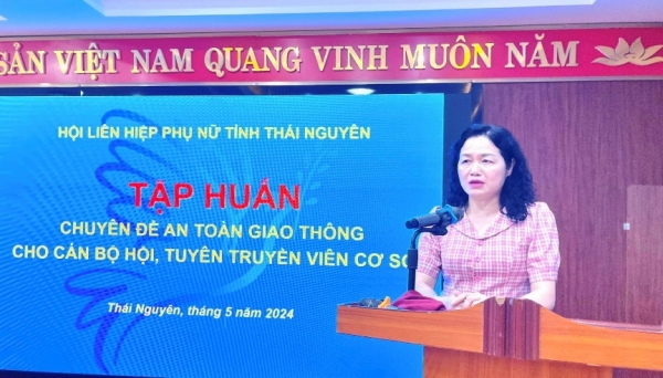 Tập huấn chuyên đề an toàn giao thông cho cán bộ, hội viên phụ nữ