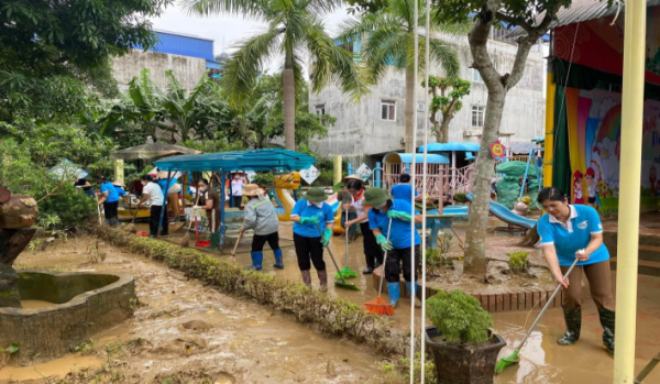 Các cấp hội phụ nữ tỉnh Thái Nguyên: Chung tay khắc phục hậu quả bão, lũ