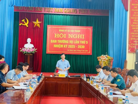 Nhiều địa phương trong tỉnh tổ chức các hội nghị triển khai nhiệm vụ trọng tâm những tháng cuối năm 2025