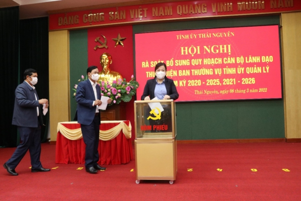 Tỉnh ủy Thái Nguyên tổ chức các hội nghị về công tác cán bộ và quán triệt văn bản của Trung ương