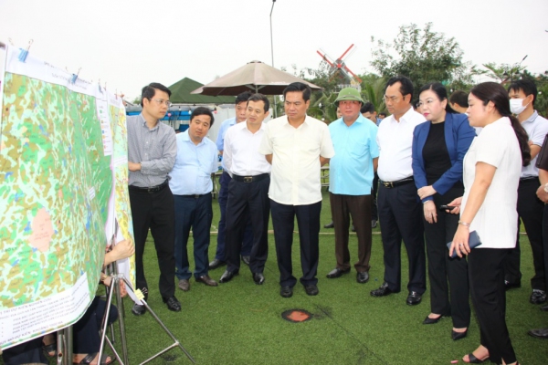 Lãnh đạo tỉnh kiểm tra tiến độ một số dự án đầu tư tại huyện Phú Bình