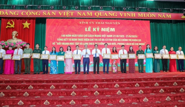 Thái Nguyên: Kỷ niệm 100 năm Ngày Báo chí cách mạng Việt Nam và tổng kết 10 năm thực hiện Chỉ thị số 05-CT/TW của Bộ Chính trị