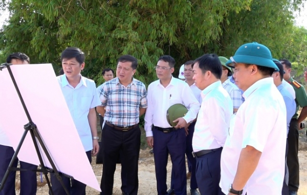 Thường trực Tỉnh ủy kiểm tra, đôn đốc tiến độ Dự án Khu công nghiệp Sông Công II giai đoạn 2