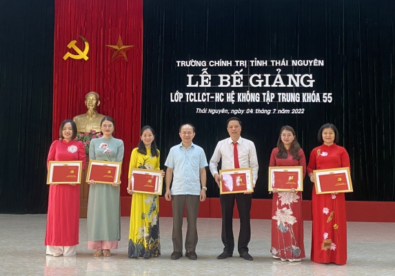 Thái Nguyên: Đổi mới và nâng cao chất lượng giáo dục chính trị tư tưởng