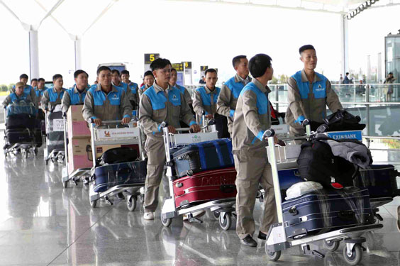 Việt Nam luôn nỗ lực bảo vệ quyền và lợi ích hợp pháp của người lao động đi làm việc ở nước ngoài