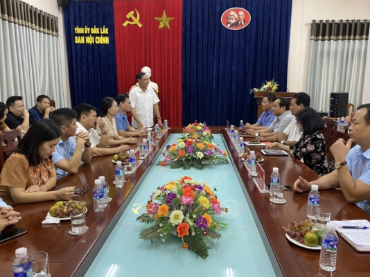Ban Chỉ đạo Cải cách tư pháp tỉnh Thái Nguyên trao đổi kinh nghiệm công tác với Ban Chỉ đạo Cải cách tư pháp tỉnh Đắk Lắk