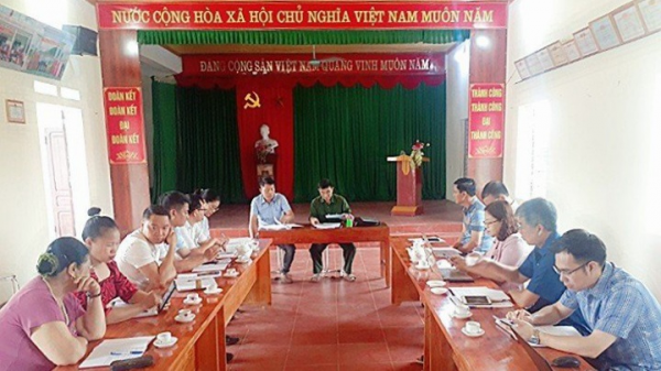Đồng chí Trưởng ban Tuyên giáo Tỉnh ủy dự sinh hoạt chi bộ nông thôn của huyện Đại Từ