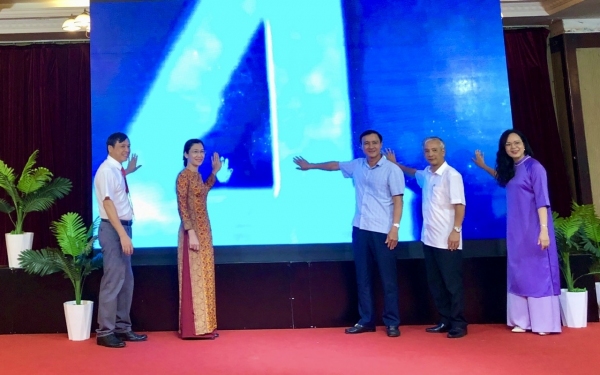 Đồng chí Trưởng ban Tuyên giáo Tỉnh uỷ dự chương trình ra mắt giao diện mới của Tạp chí Văn nghệ Thái Nguyên điện tử