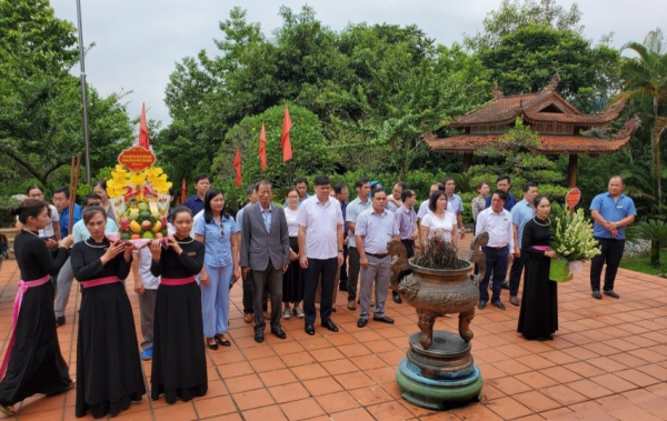 UBKT Tỉnh ủy Quảng Ngãi tổ chức các hoạt động về nguồn tại Thái Nguyên 
