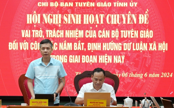 Phát huy vai trò, trách nhiệm của cán bộ tuyên giáo đối với công tác nắm bắt, định hướng dư luận xã hội trong giai đoạn hiện nay