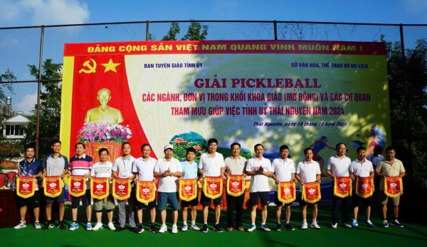 Giải Pickleball các ngành, đơn vị trong khối khoa giáo (mở rộng) và các cơ quan tham mưu giúp việc Tỉnh ủy