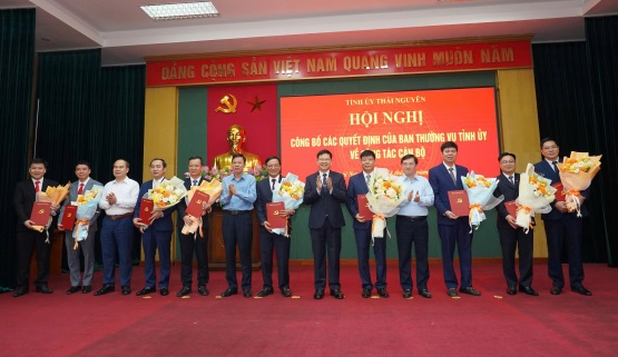 Công bố các Quyết định của Ban Thường vụ Tỉnh ủy Thái Nguyên về công tác cán bộ