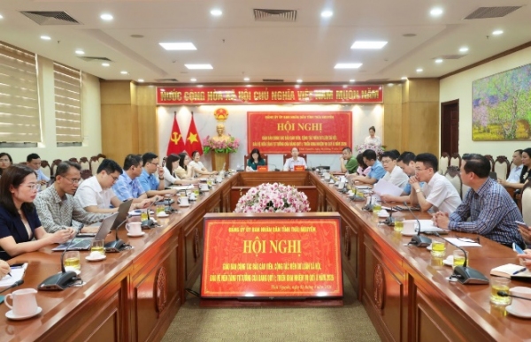 Nâng cao trách nhiệm báo cáo viên, cộng tác viên trong định hướng dư luận xã hội từ cơ sở