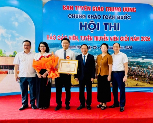 Thí sinh của tỉnh Thái Nguyên xuất sắc đạt giải Nhì  Chung khảo toàn quốc Hội thi Báo cáo viên, tuyên truyền viên giỏi năm 2026