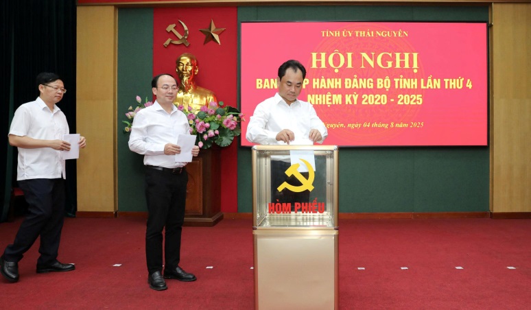 Ban Chấp hành Đảng bộ tỉnh Thái Nguyên: Kiện toàn nhân sự Chủ nhiệm Ủy ban Kiểm tra Tỉnh ủy