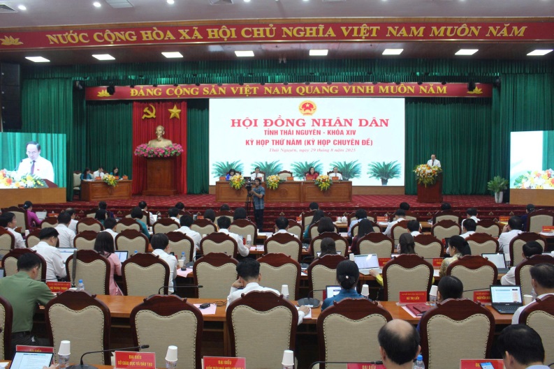 HĐND tỉnh Thái Nguyên: Thông qua 16 nội quan trọng