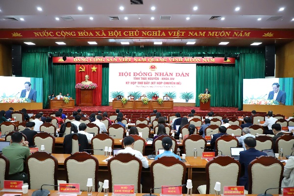 Kỳ họp thứ Bảy (Kỳ họp chuyên đề) Hội đồng nhân dân tỉnh khóa XIV, nhiệm kỳ 2021 - 2026: Thông qua 13 nghị quyết quan trọng