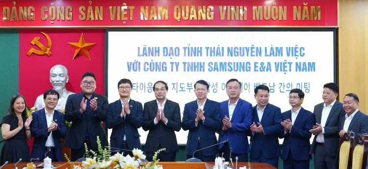 Đồng chí Bí thư Tỉnh ủy Thái Nguyên chủ trì làm việc với Công ty TNHH Samsung E&A Việt Nam