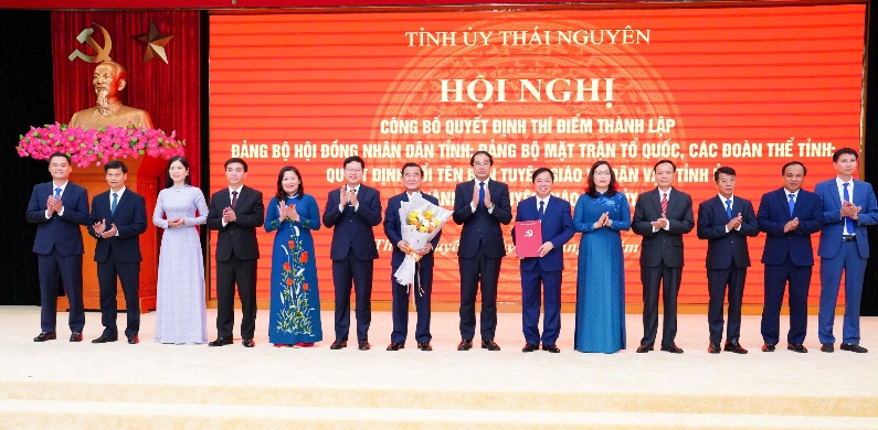 Thái Nguyên: Thành lập Đảng bộ HĐND tỉnh và Đảng bộ Mặt trận Tổ quốc, các đoàn thể tỉnh