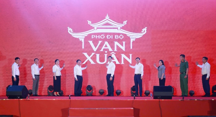 Khánh thành Phố đi bộ tại phường Vạn Xuân